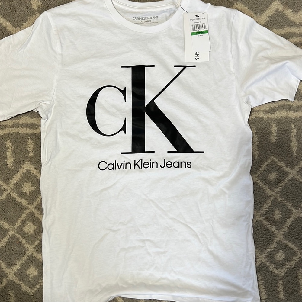Boys white Calvin Klein logo t shirt
